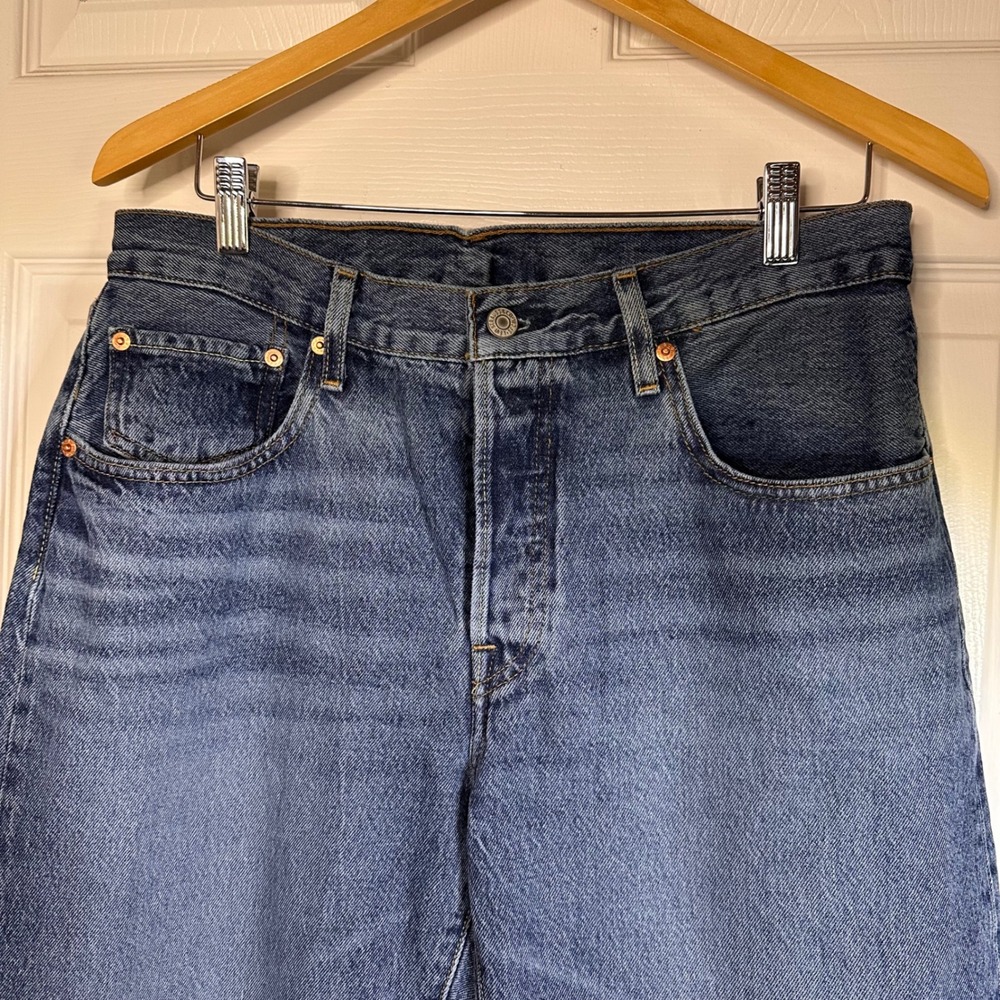 Levis Premium 501 90s Mens Straight Leg‎ Blue Denim Jeans W30 L30 Button Fly - Picture 2 of 10